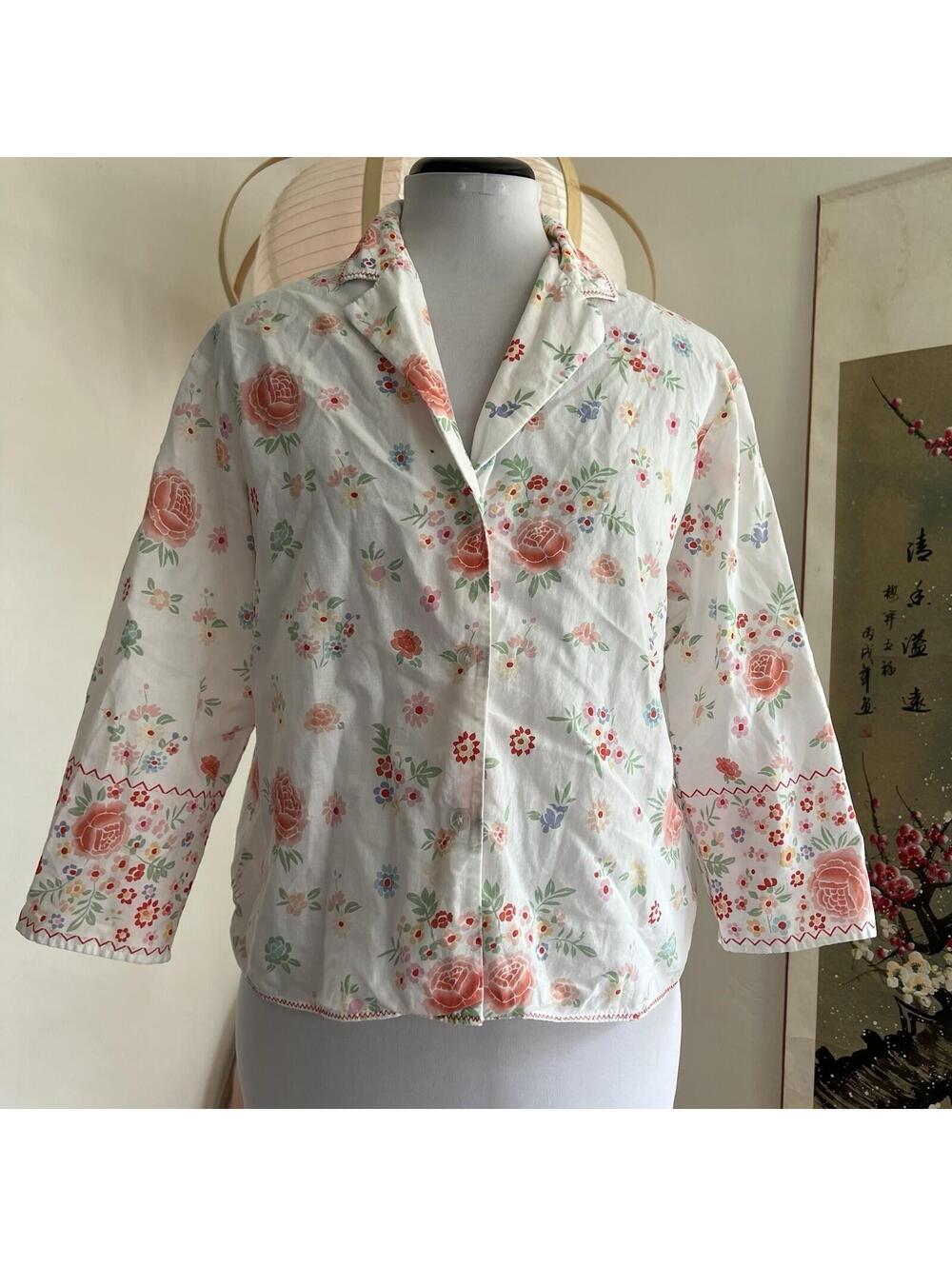 Josie Natori Floral Pajama Top Small White Pastel Rose Print Button Up Lounge